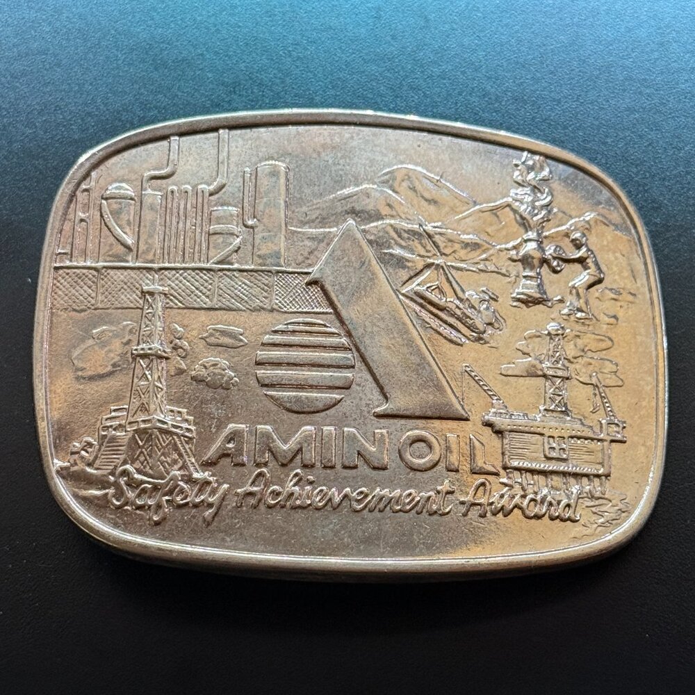 Belt Buckle - Vintage metal from the Aminoil company